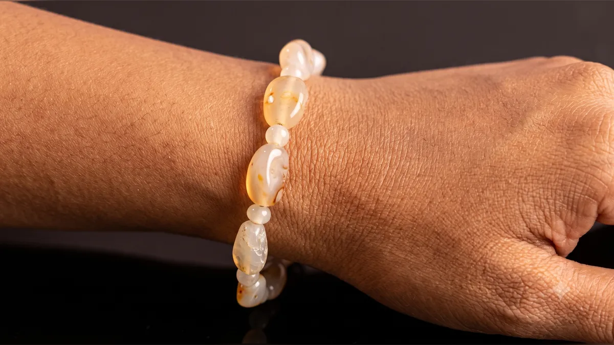 Rose Quartz Stone Bracelet thumbnail 3