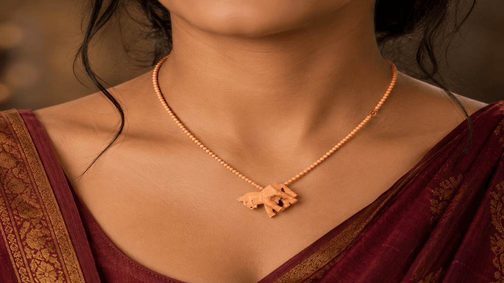 Aromatic Sandalwood Pendant Necklace thumbnail 4
