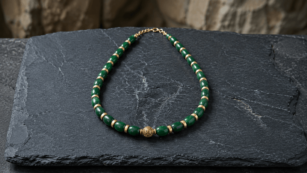 Verdant Green Healing Necklace thumbnail 5